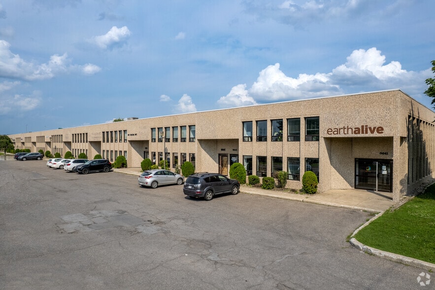 Primary Photo Of 9649 Rue Saint-Clément, Montréal Flex For Sale