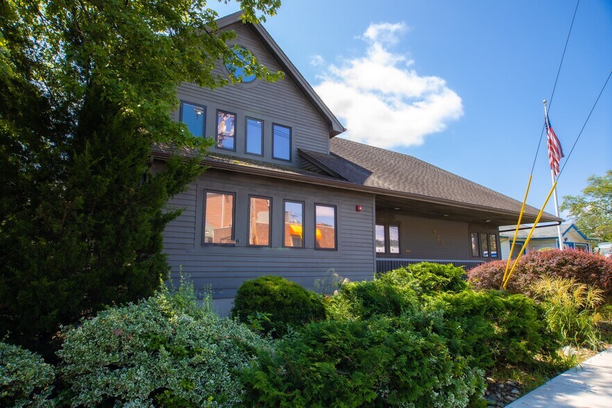 More Photos Of 623 Morris Ave, Springfield Coworking Space