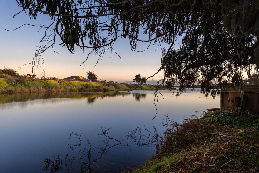 More Photos Of 7921 Moss Landing Rd, Moss Landing Restaurant For Sale