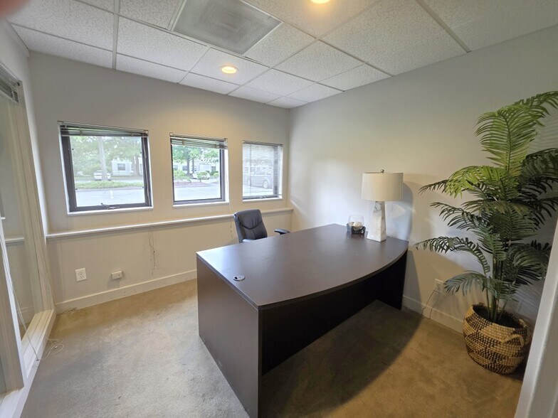 More Photos Of 1 Pomperaug Office Park, Southbury Medical For Sale