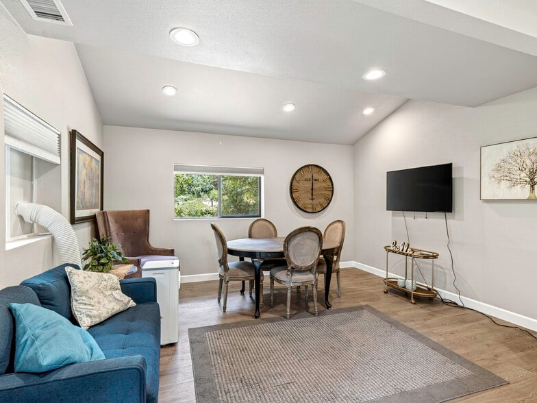 More Photos Of 16451 Golf rd, Cobb Golf Course Driving Range For Sale