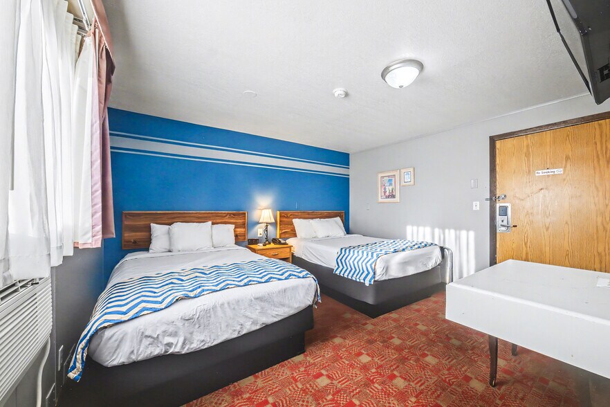 More Photos Of 386 E 300 S, Kanab Hotel For Sale