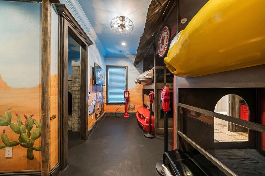 More Photos Of 521 Muirfield Loop, Reunion Specialty For Sale