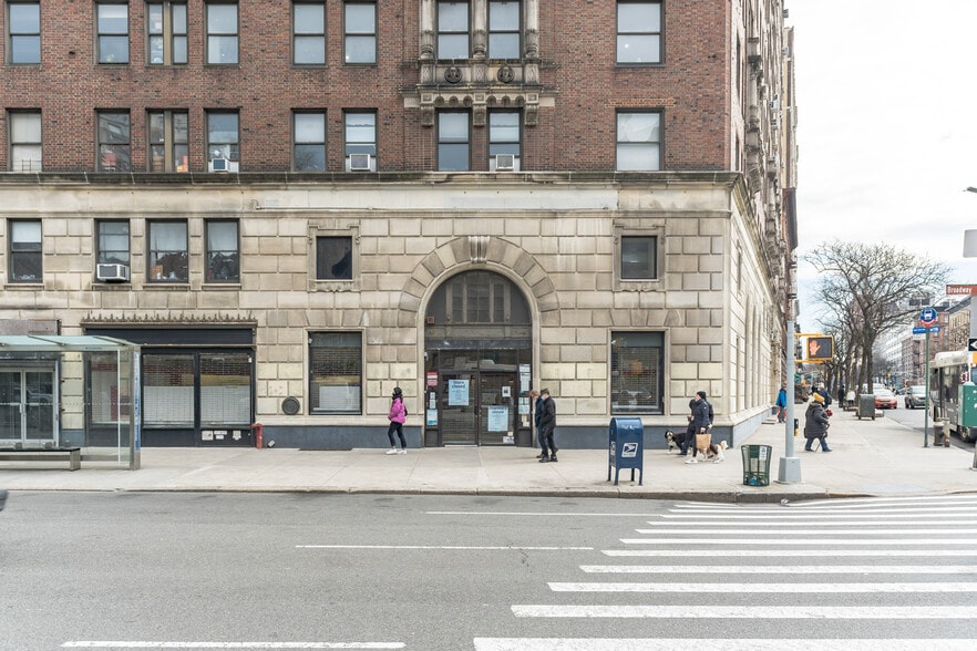 More Photos Of 2760-2764 Broadway, New York Apartments For Lease