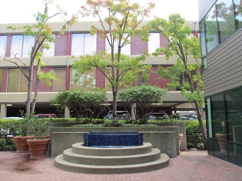 More Photos Of 3697 Mount Diablo Blvd, Lafayette Office For Lease