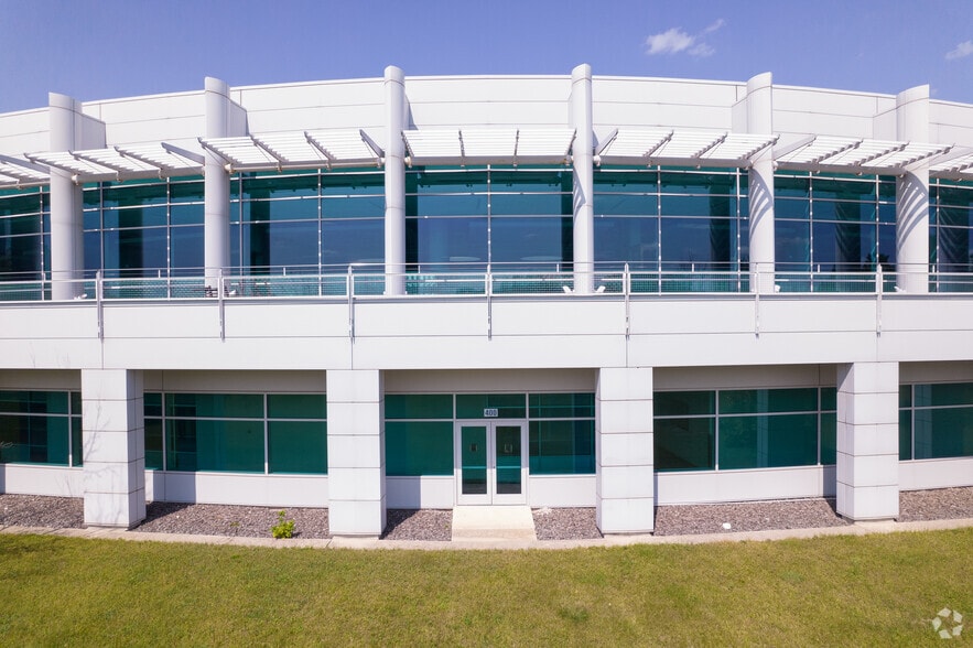 More Photos Of 2001 N Division St, Harvard Manufacturing For Lease