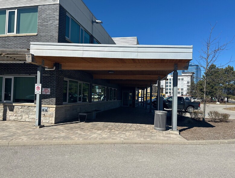 More Photos Of 525 Cochrane Dr, Markham Research And Development For Sale