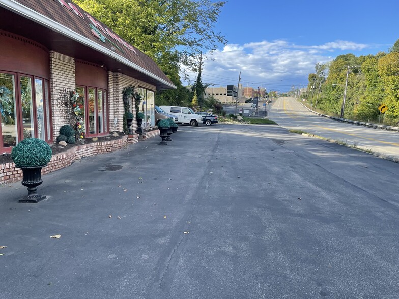 Primary Photo Of 4848 Clairton Blvd, Pittsburgh Freestanding For Sale