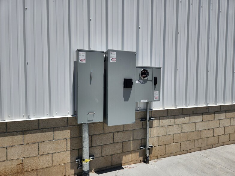 More Photos Of 17454 Adelanto Rd, Adelanto Distribution For Sale