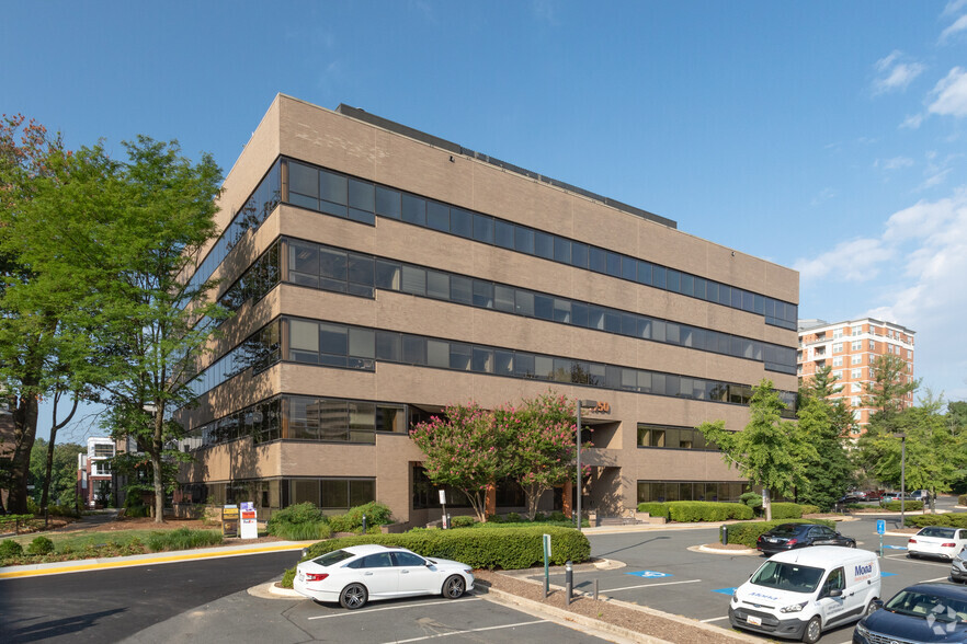 Primary Photo Of 1950 Roland Clarke Pl, Reston Office For Lease