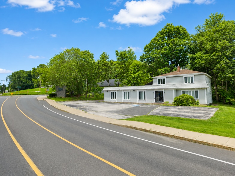 More Photos Of 6 Daniel Webster Hwy, Nashua Office For Lease