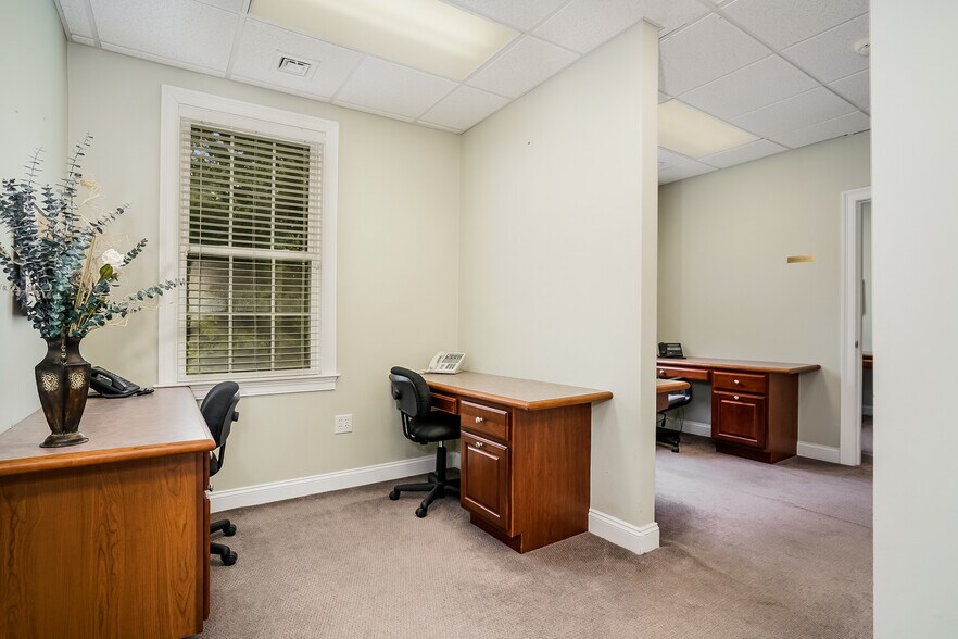 More Photos Of 100 Schoosett St, Pembroke Office For Sale
