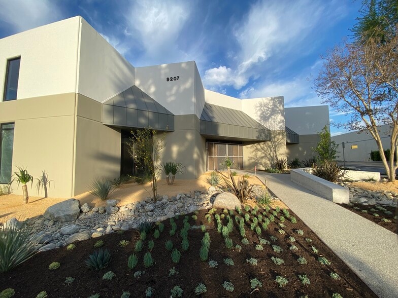 Primary Photo Of 9207 Eton Ave, Chatsworth Warehouse For Lease