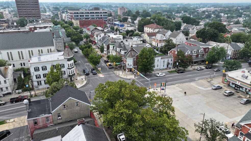 More Photos Of 95-97 E Broad St, Bethlehem Storefront Retail Residential For Lease