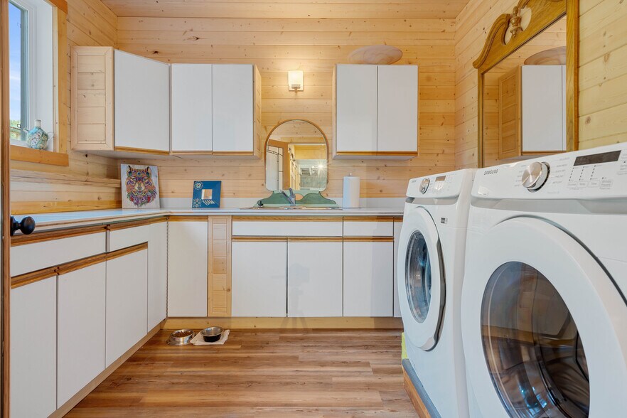 More Photos Of 53309A Range Road 65, Parkland County Specialty For Sale