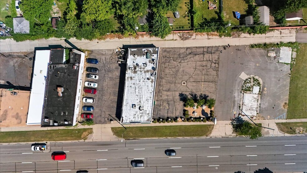 More Photos Of 26734 Michigan Ave, Inkster Freestanding For Sale