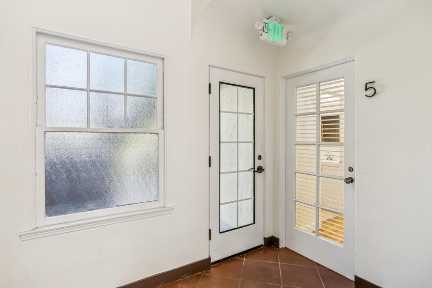 More Photos Of 530 Webster St, Palo Alto Apartments For Sale