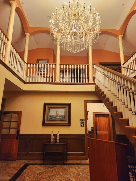 More Photos Of 237 New Britain Rd, Berlin Restaurant For Sale