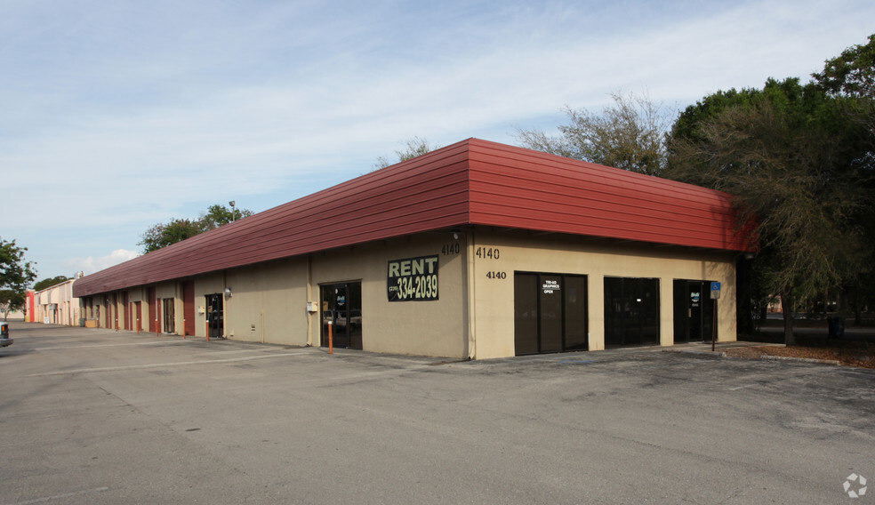 Primary Photo Of 4140 Evans Ave, Fort Myers Service For Lease