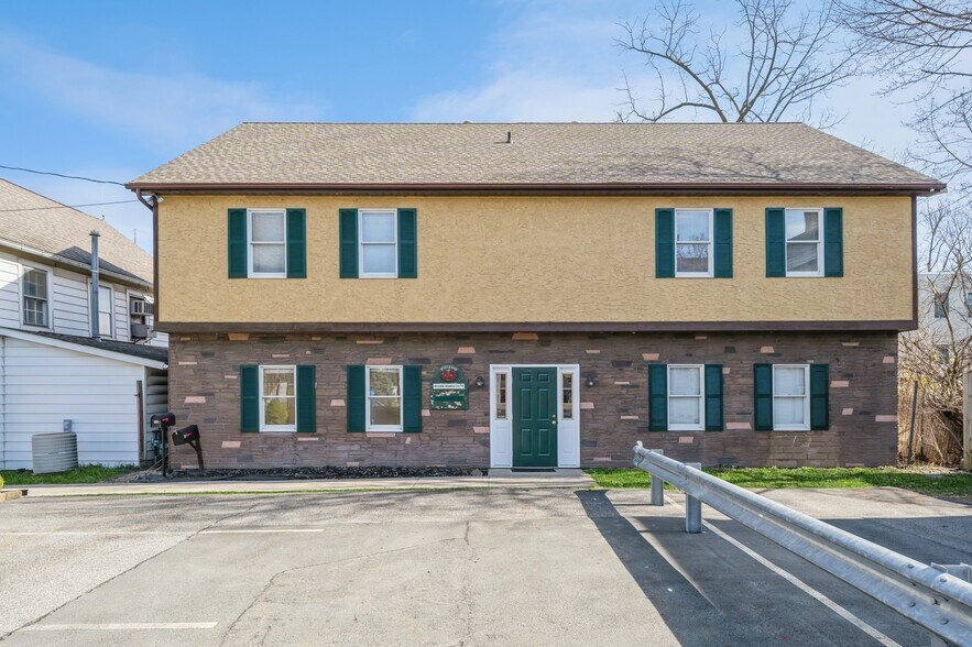 Primary Photo Of 12 St John St, Goshen Loft Creative Space For Lease