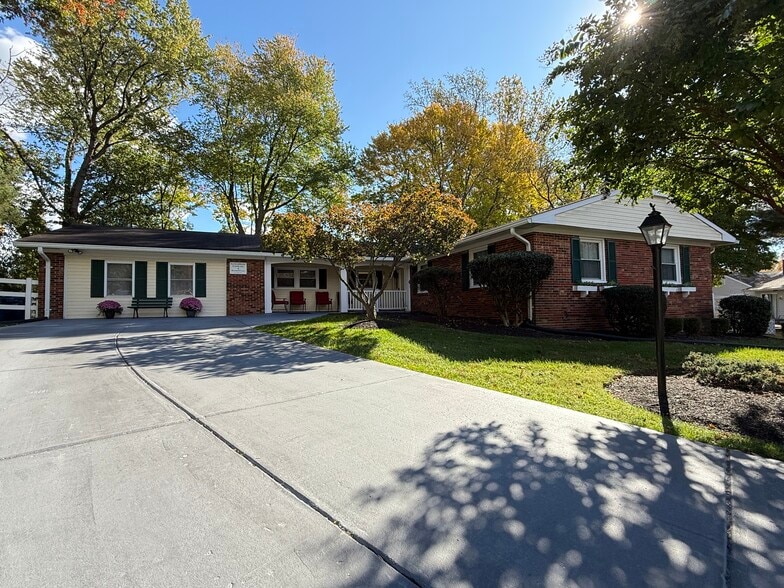 More Photos Of 4 Broomall Ct, Silver Spring Congregate Senior Housing For Sale