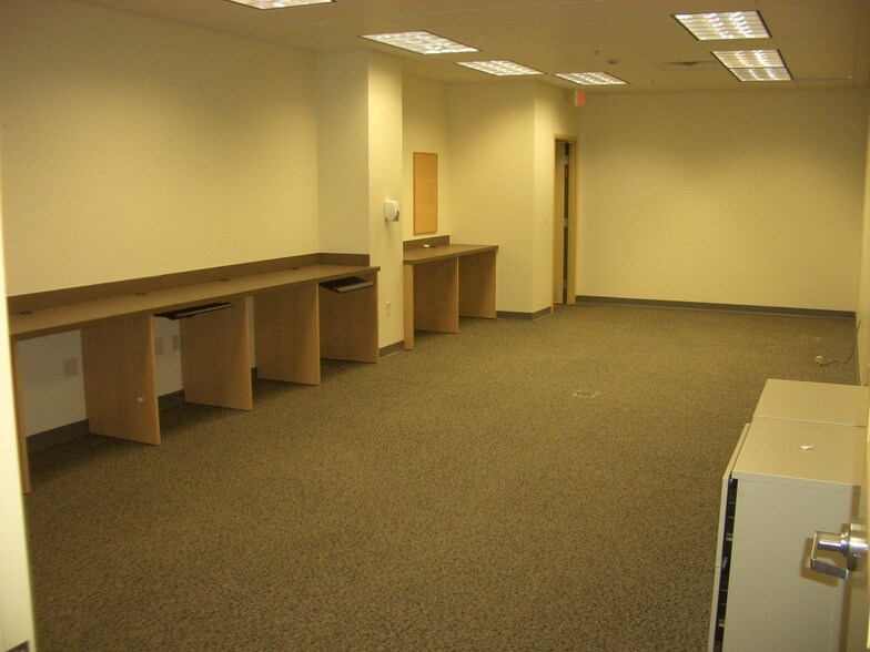 More Photos Of 5000 Woodward Dr, Stevens Point Manufacturing For Lease