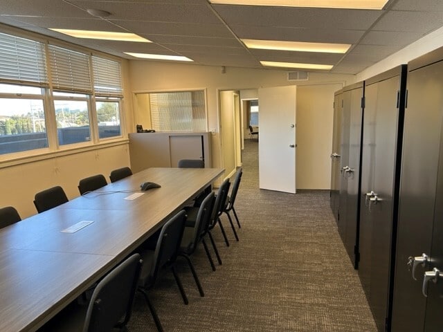 More Photos Of 3 37th Ave W, San Mateo Office For Lease