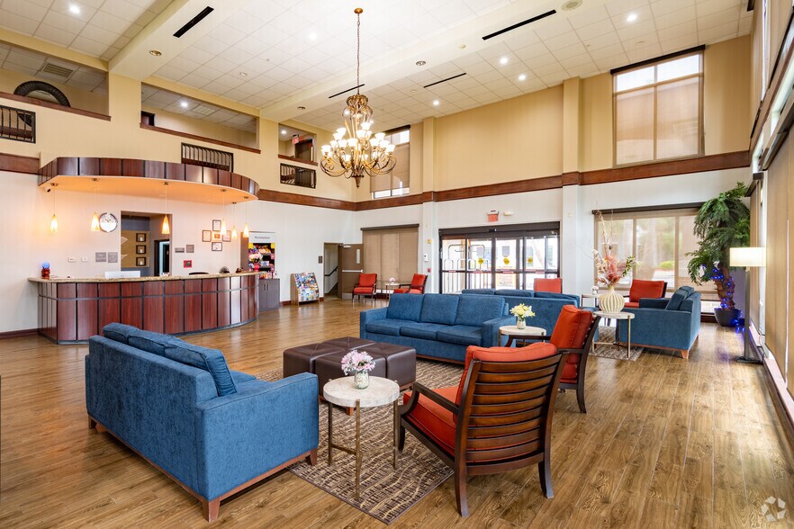 More Photos Of 16931 Texas Ave, Webster Hotel For Sale