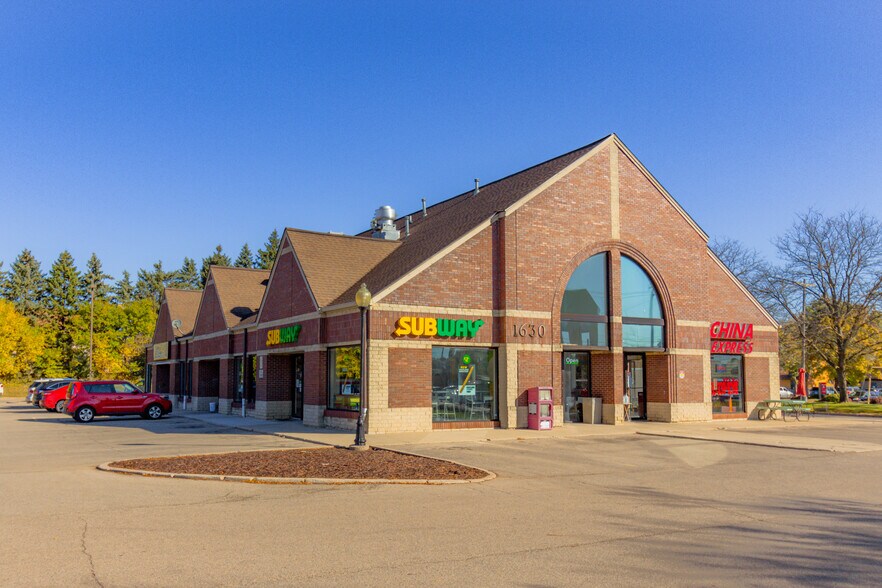 More Photos Of 1630-1660 Haslett Rd, Haslett General Retail For Lease