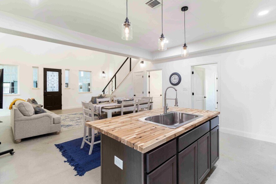 More Photos Of 1235 Kelley Woods Ln, Franklin Specialty For Sale