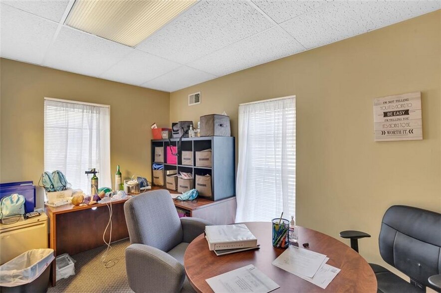More Photos Of 1108 Ohio River Blvd, Sewickley Office For Sale