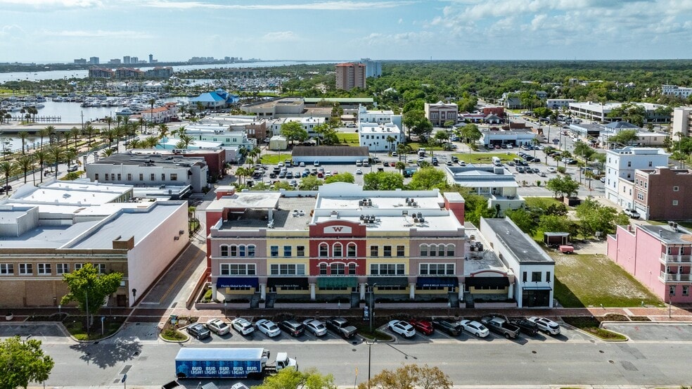 More Photos Of 111 Magnolia Ave, Daytona Beach Office For Sale