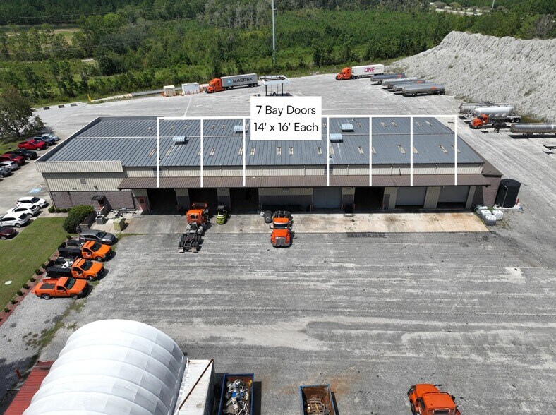 More Photos Of 400 Dillon Dr, Ellabell Auto Repair For Lease