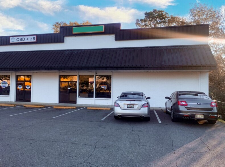 More Photos Of 1211-1231 N Monroe St, Tallahassee Unknown For Lease
