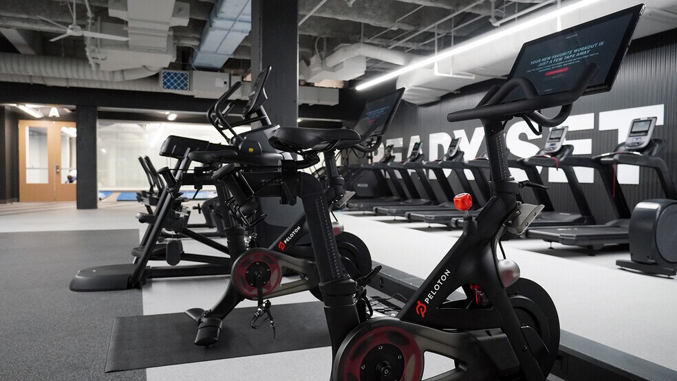 More Photos Of 101 E 2nd St, Tulsa Office For Lease