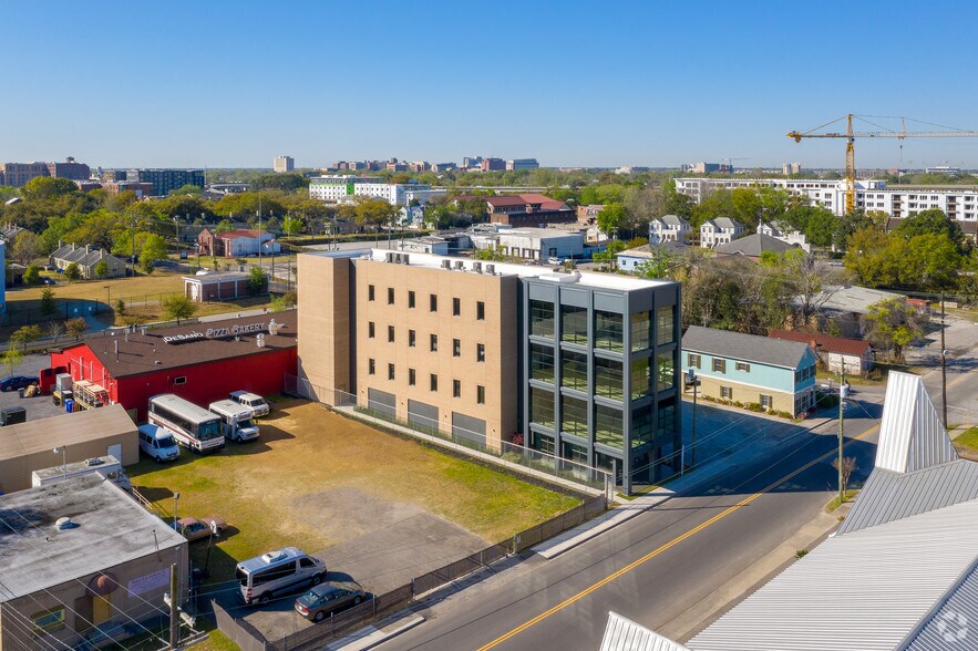 More Photos Of 229 Huger St, Charleston Office For Lease