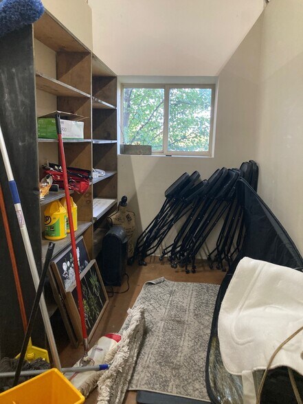 More Photos Of 2525 W Bethany Rd, Sycamore Office For Sale