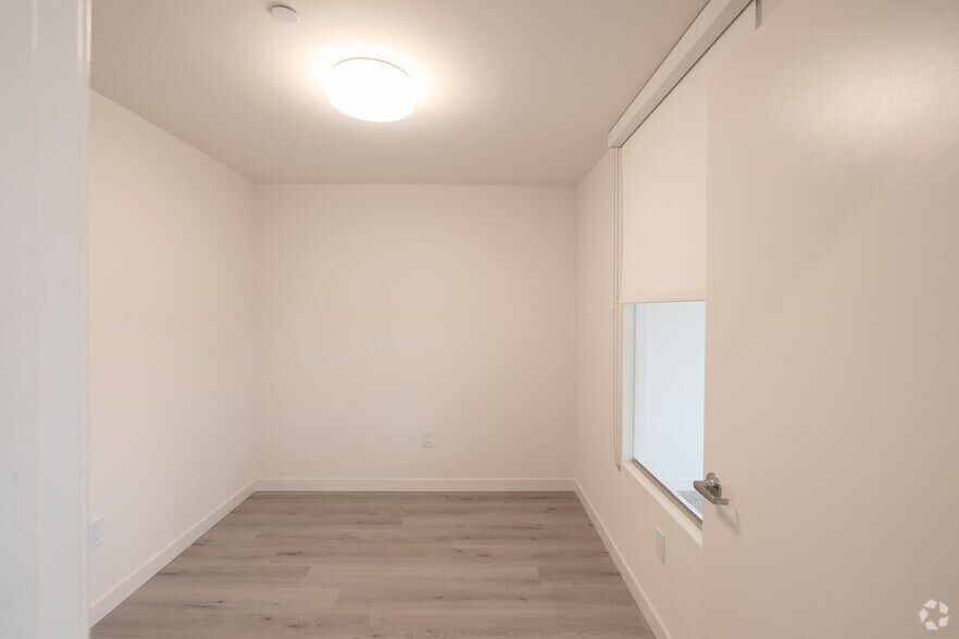 More Photos Of 44 Springside Ave, Arlington Apartments For Lease