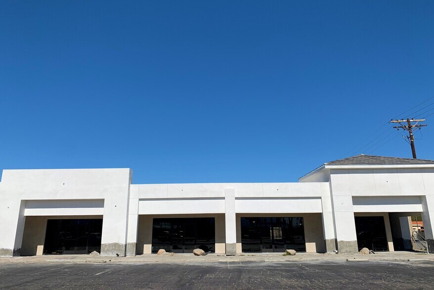 More Photos Of 82490 Highway 111, Indio Unknown For Lease