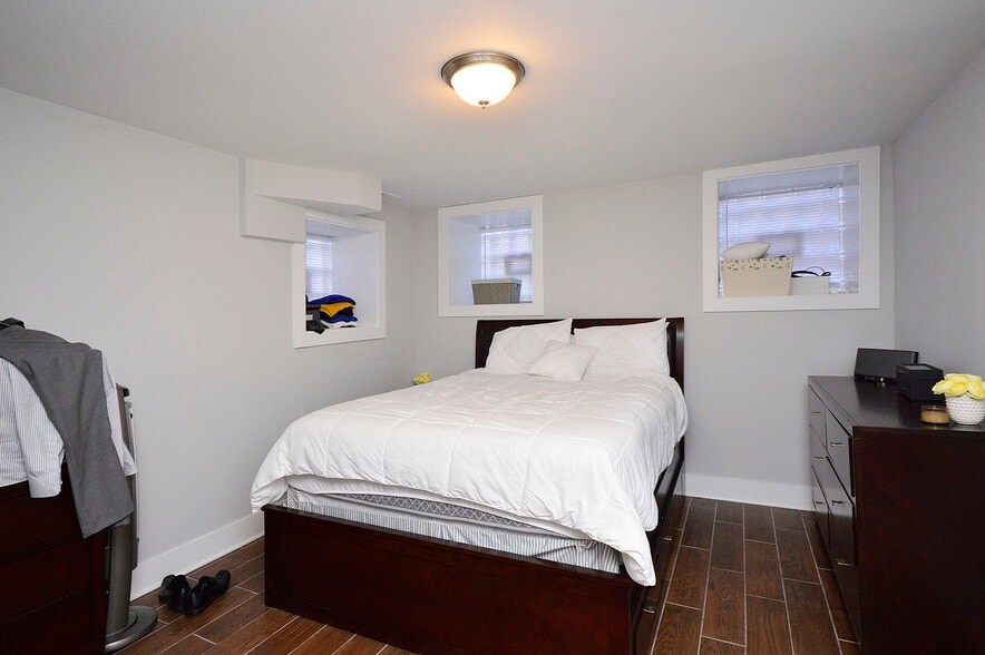 More Photos Of 1501 W Superior St, Chicago Apartments For Sale
