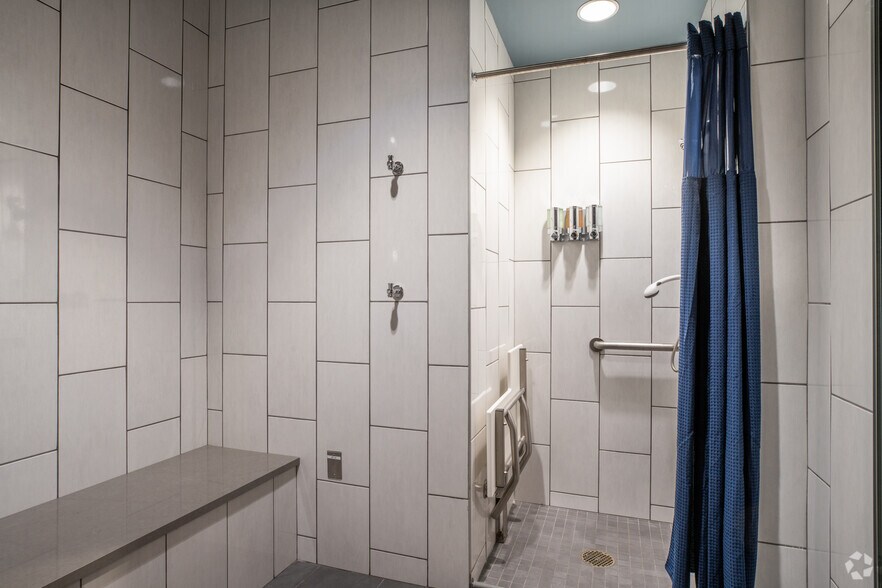 More Photos Of 501 Congress Ave, Austin Office For Lease