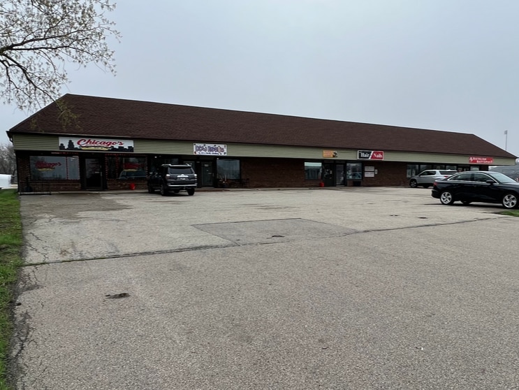 More Photos Of 1065-1085 Racine Rd, Menasha Storefront Retail Office For Sale