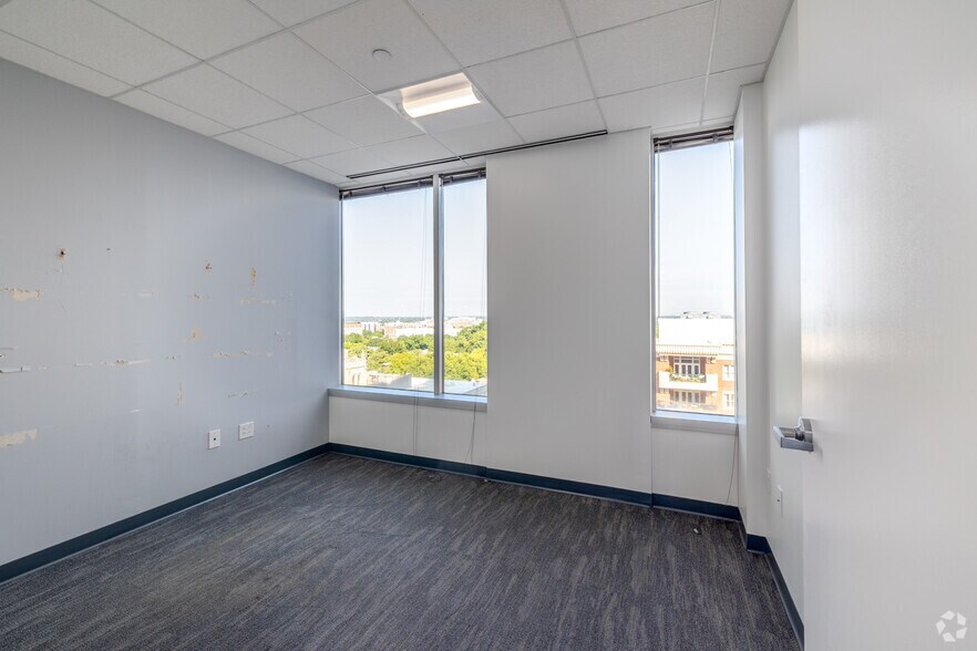 Photo of 8th Floor Ste 801