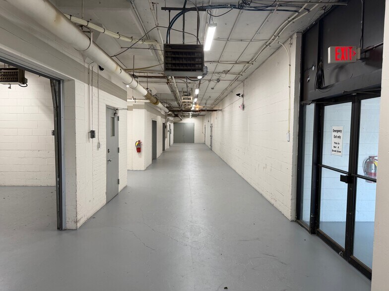 More Photos Of 50 Cardinal Ln, Warminster Township Warehouse For Lease
