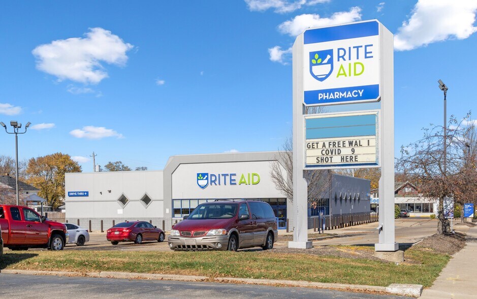 Primary Photo Of 1805 S Limestone St, Springfield Drugstore For Sale