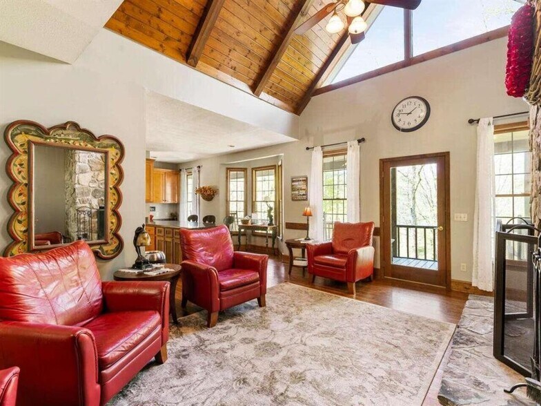 More Photos Of 366 Paradise Rd, Blairsville Winery Vineyard For Sale