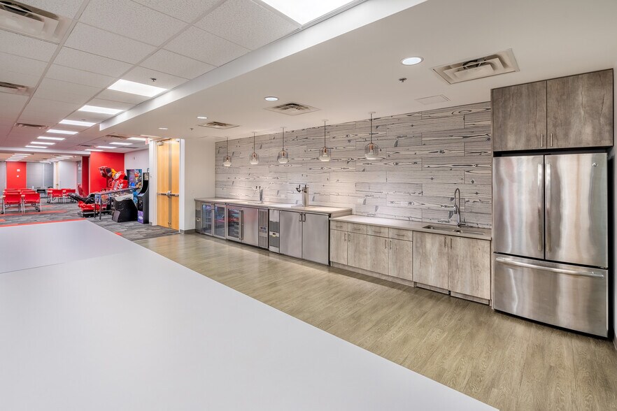 More Photos Of 1801 Varsity Dr, Raleigh Office For Lease