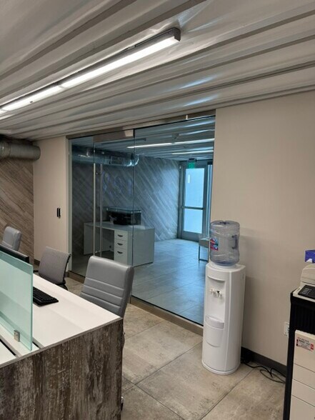 More Photos Of 823 N Harbor Blvd, Fullerton Medical For Sale