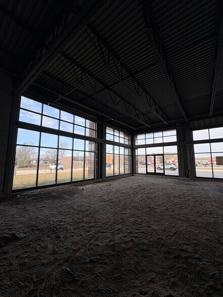 More Photos Of 1229 Holiday Blvd, Monroe Storefront For Lease