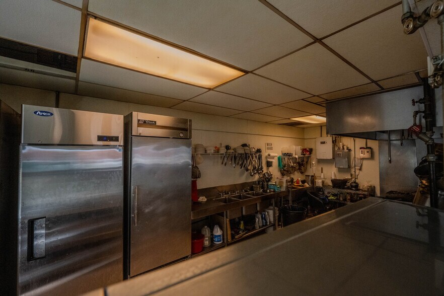 More Photos Of 1301 9th St, Greeley General Retail For Sale